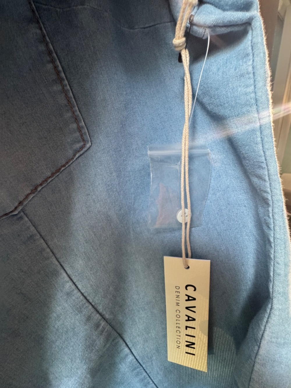 Button down blouse - Picture 5 of 6